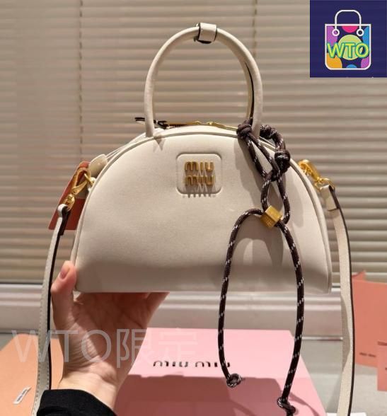 miumiu ショルダーバッグ / バンドバッグ / ボウリングバッグ