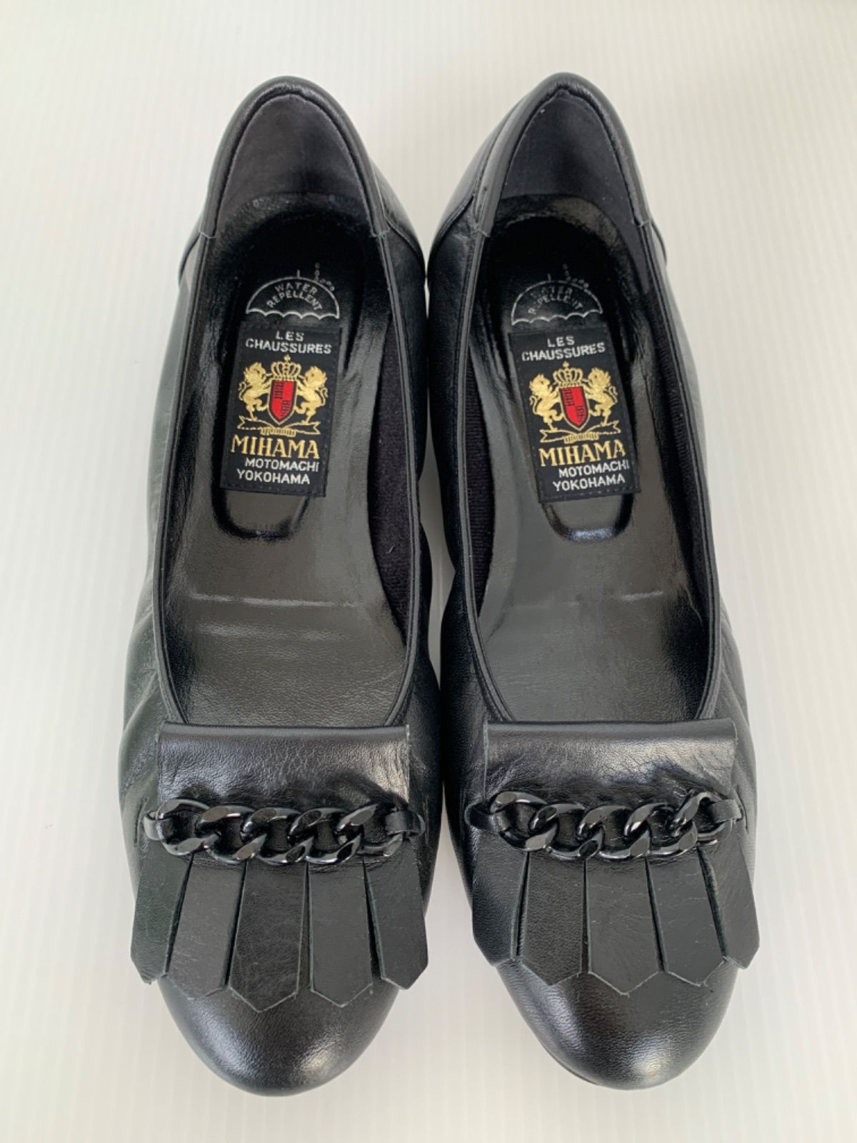 【美品 MIHAMA】パンプス 黒 フラット フリンジ チェーン 晴雨兼用 MIHAMA ミハマ フラットシューズ パンプス 24.5cm ブラック 黒