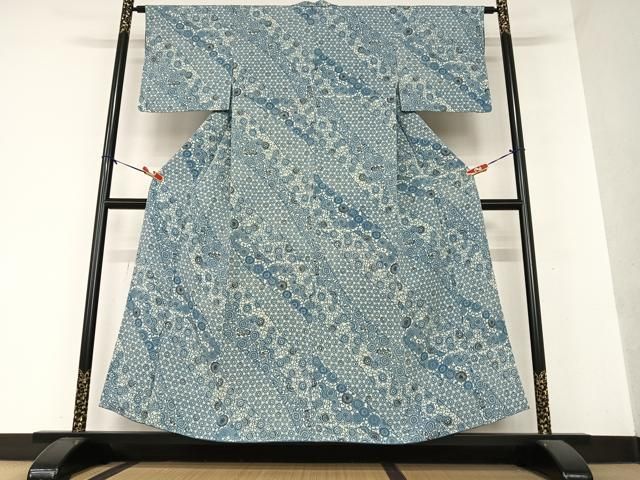 平和屋着物○上質な小紋 菊尽くし 鬼しぼ縮緬 正絹 逸品 未使用