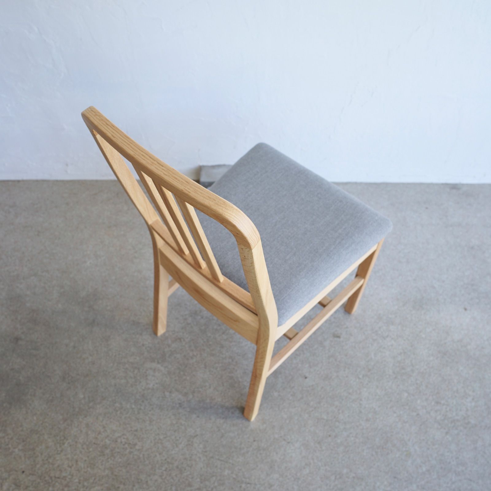 ネイビーチェア