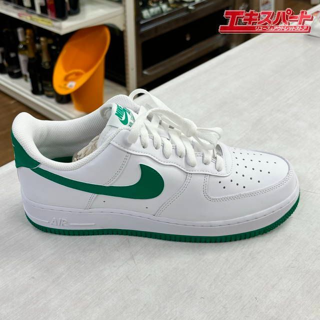 未使用品 NIKE ナイキ AIR FORCE 1 '07 エアフォース1 '07 FJ4146-102 27.5㎝ 湘南台店