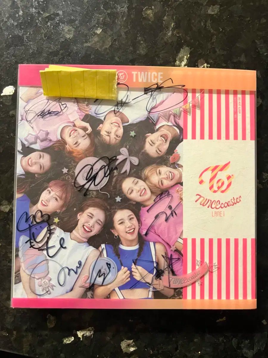 TWICE ツウィ about tzyu アルバム 直筆サイン入り ツウィ アルバム