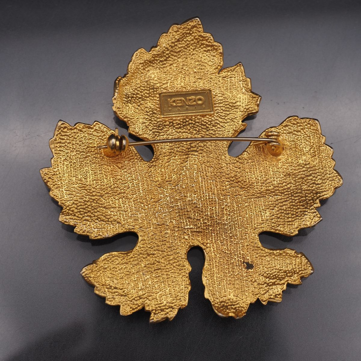 KENZO 大振り ブローチ KENZO 大振り ブローチ 楽天市場】KENZO（ブローチ｜レディースジュエリー