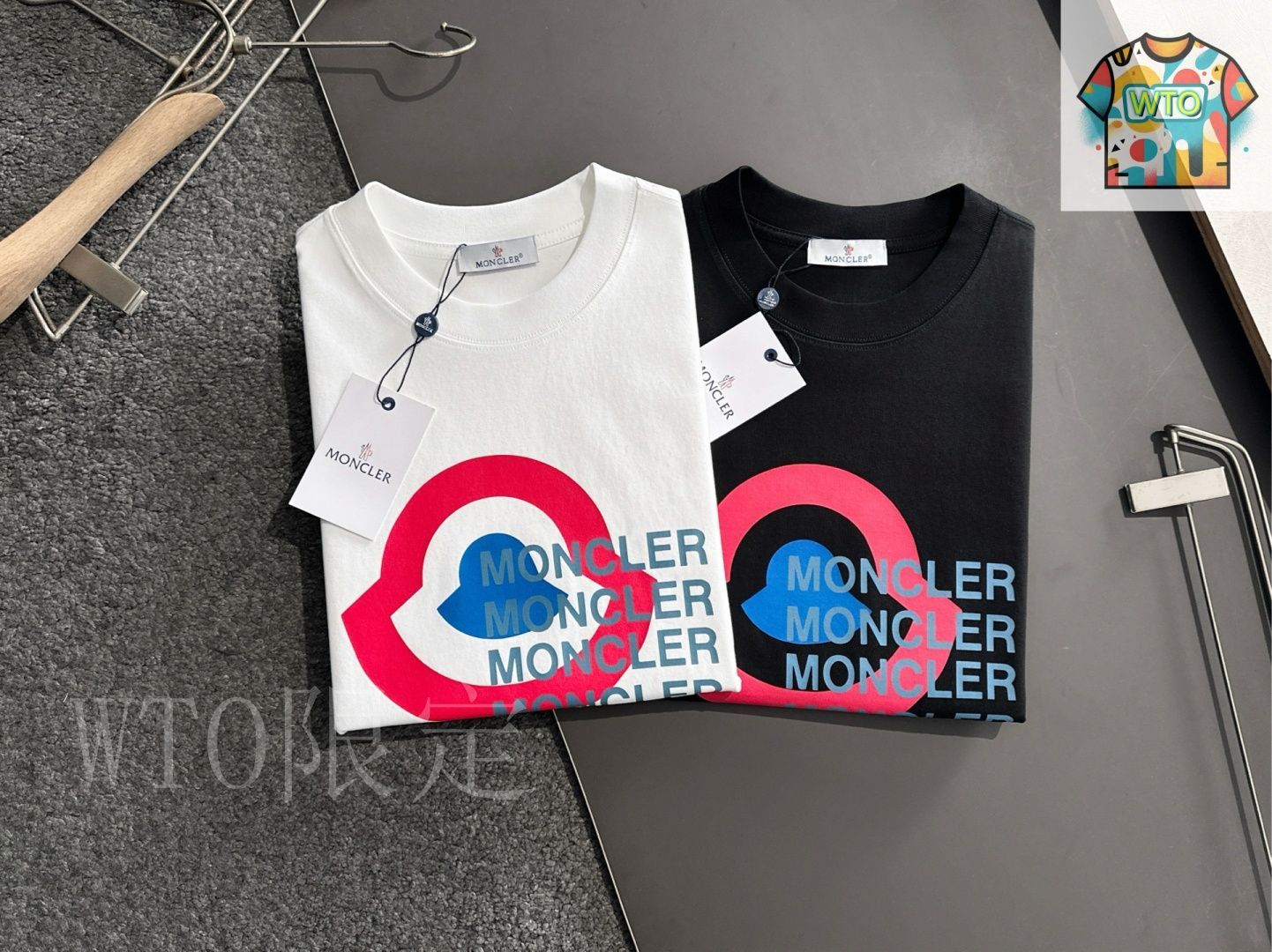 MONCLER 2025春夏 ロゴ付き ビーズ刺しゅう入りベスト GRUILLY MONCLER 2025春夏 ロゴ付き ビーズ刺しゅう入りベスト GRUILLY