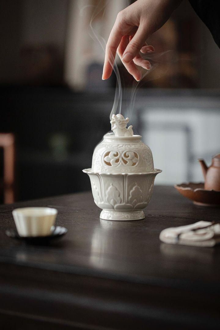 青磁瑞獅子茶道香炉 盤香炉 檀香炉 茶道具 香道具 工芸品 置物