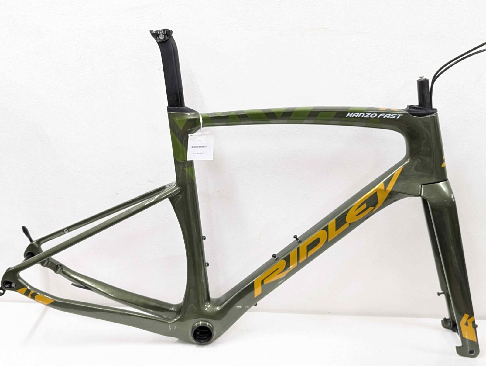 並品】Graphite Design Zaniah 55size カーボン 2013 model リム 並品】Graphite Design Zaniah 55size カーボン 2013 model リム