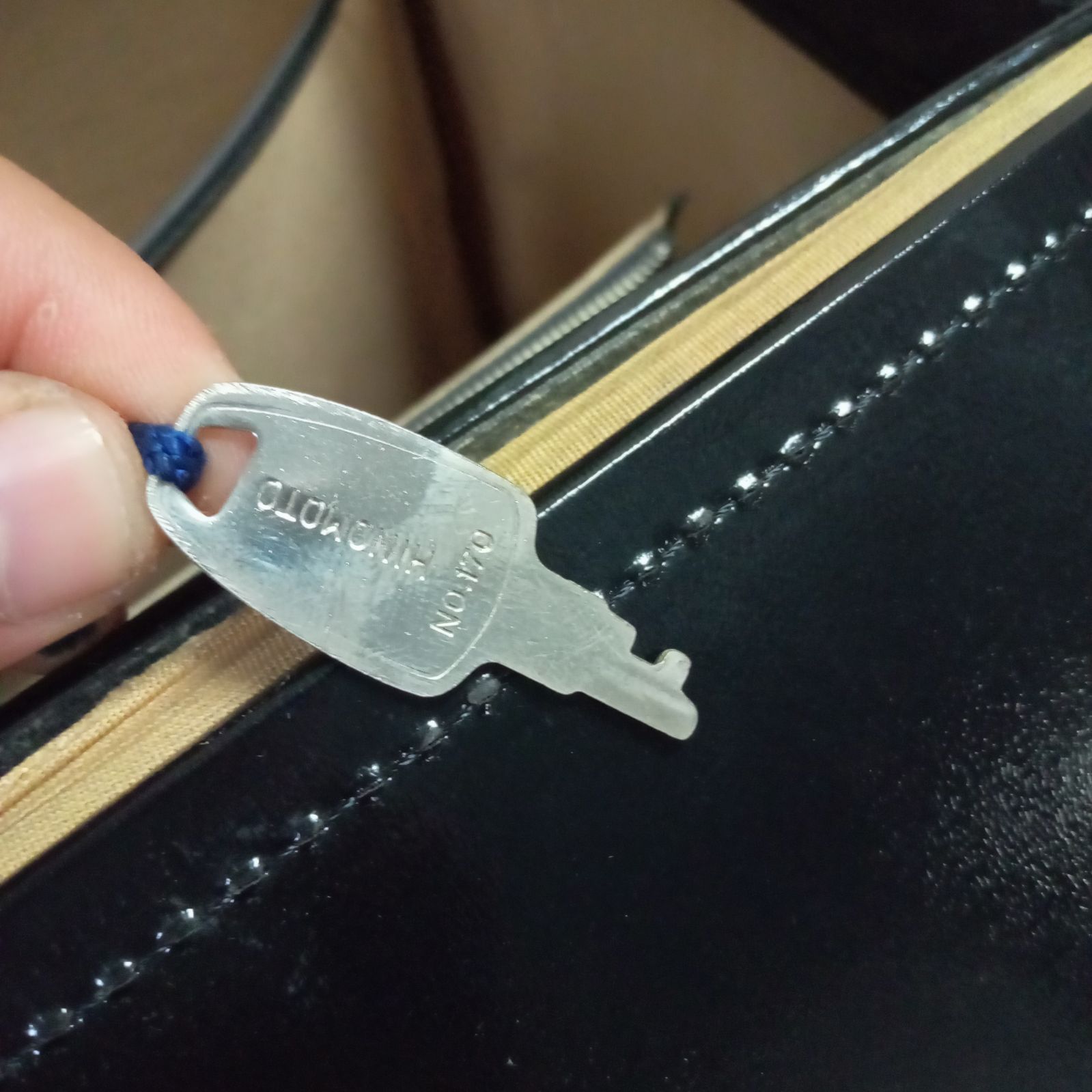 ◯ JAL 日本航空 パイロットケース フライトバッグ 鍵付き 高さ20cm ケース