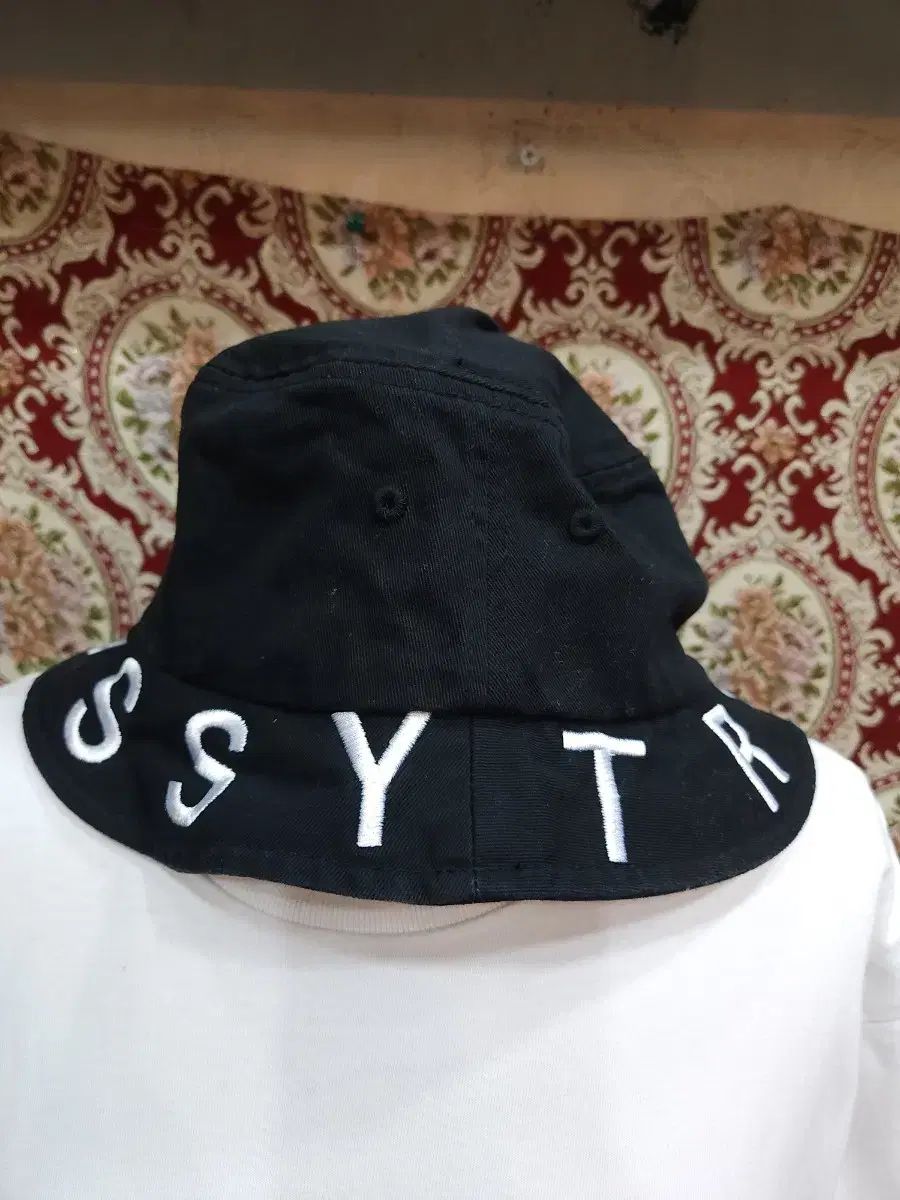 STUSSY ステューシー