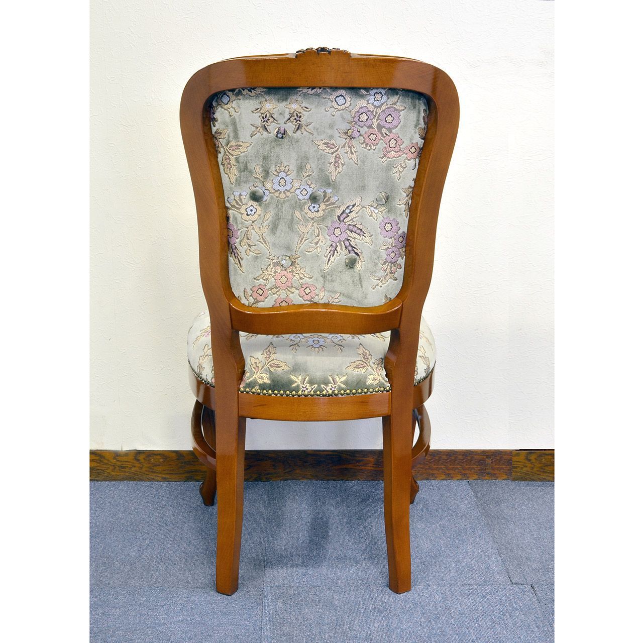 イタリア 家具 ヨーロピアン ヴェローナクラシック フットスツール-金華山 猫脚 ヨーロッパ家具 クラシック 輸入家具 椅子 チェア アンティーク風[11] 完成品 イタリア 家具 ヨーロピアン ヴェローナクラシック フット