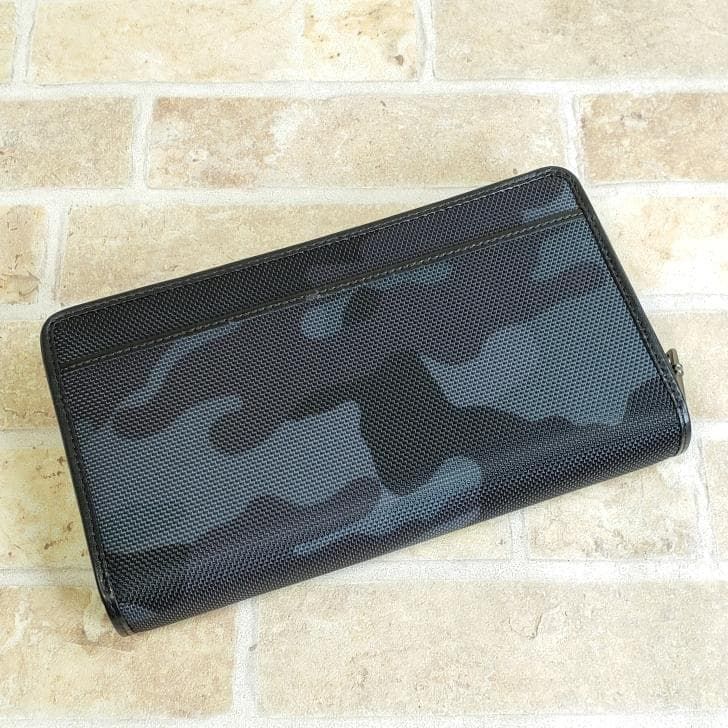 新品　TUMI 長財布 カモフラージュ柄 TUMI トゥミ ☆ コンビデザイン 長財布 カモフラージュ グレー系 迷彩