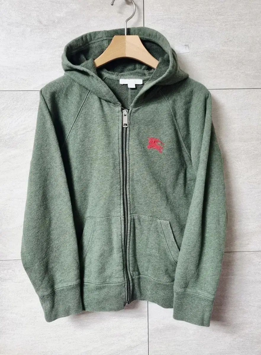 正規品 Burberry Kids バーバリーキッズ フード付き ジップアップパーカー
