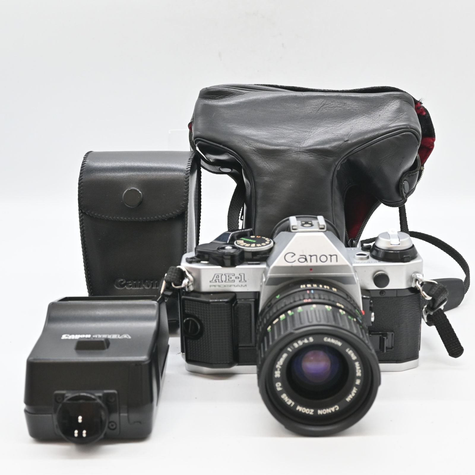 難有品】CANON AE-1 Program + FD 35-70mm 3.5 - 4.5レンズ付き