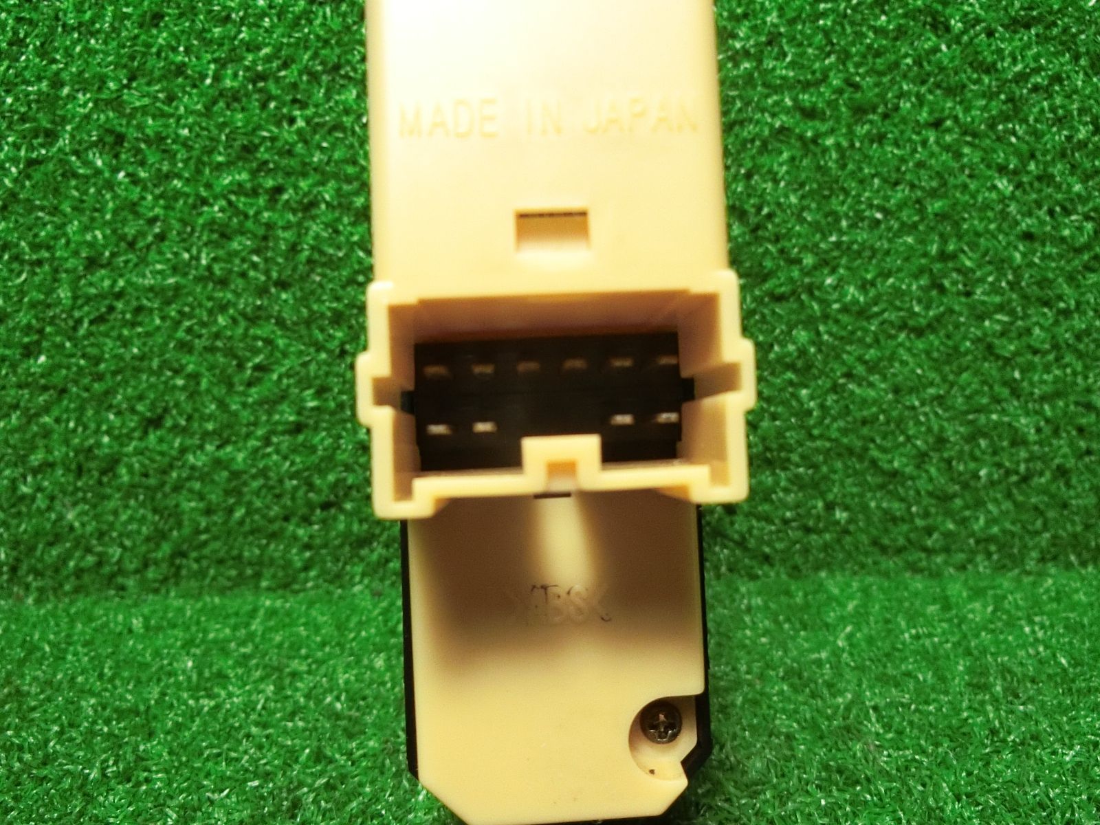 a7945] 送料無料 スズキ ジムニー 4型 JB23W パワーウインドウスイッチ