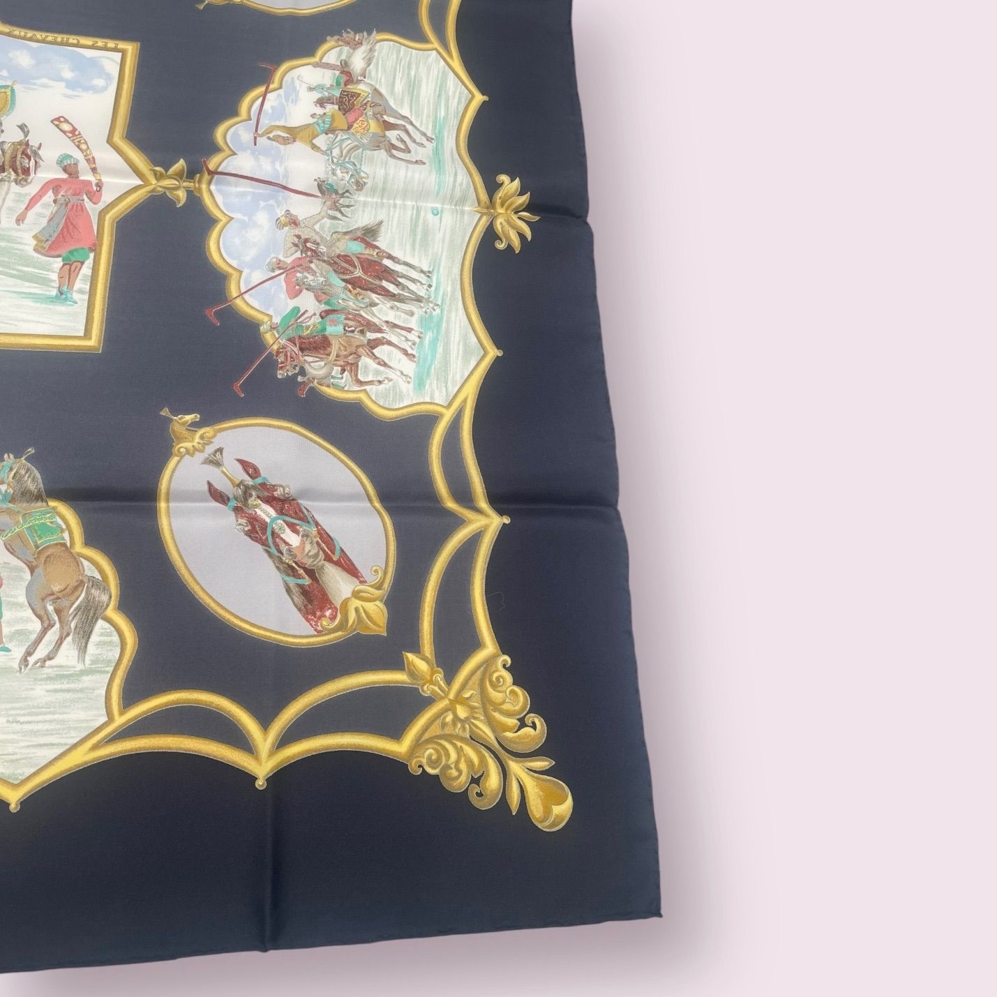 エルメス　シルク　カレ90 LES CHEVAUX DES MOGHOLS HERMES - エルメス カレ90 LES CHEVAUX DES MOGHOLS ムガル王朝