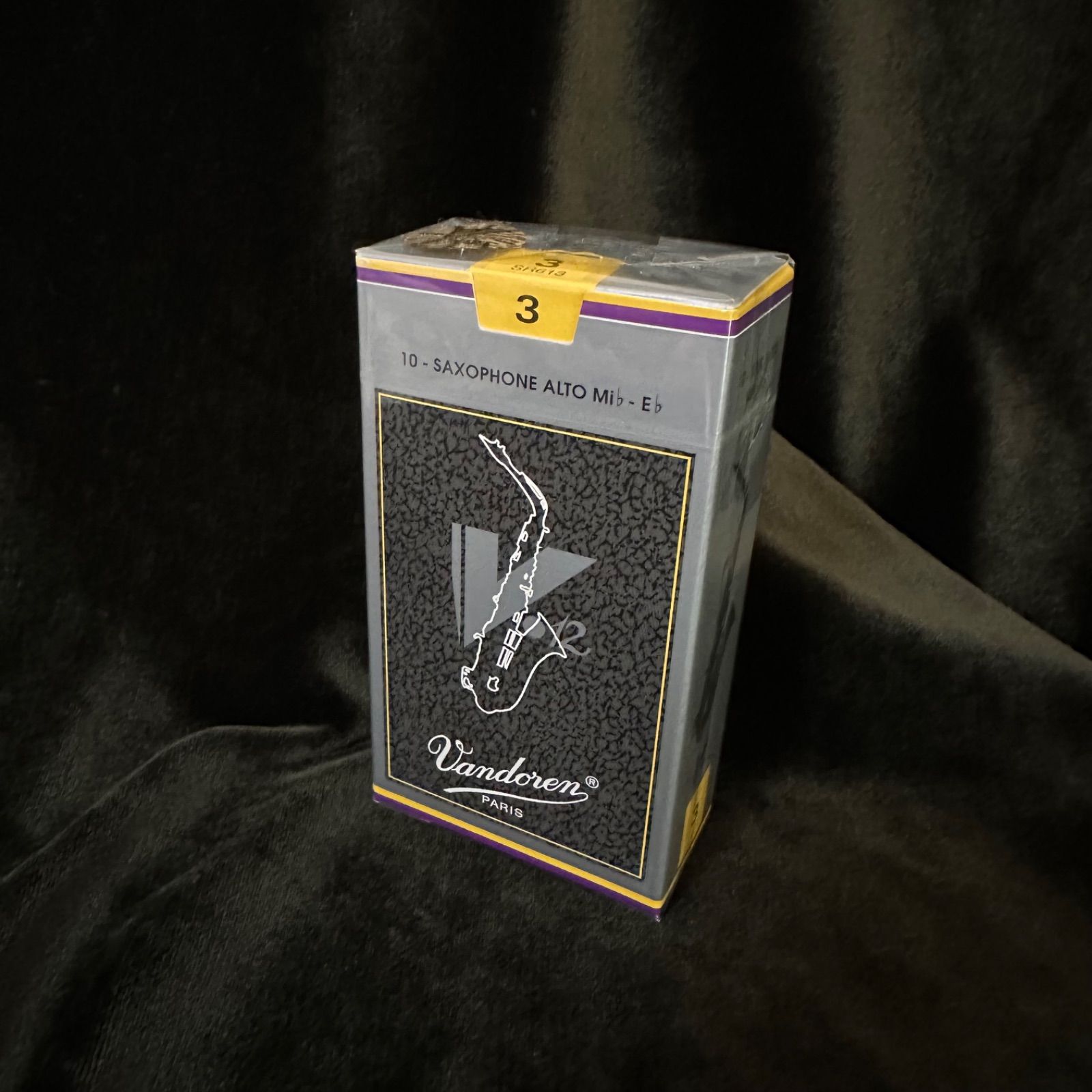 新品未開封 Vandoren V12銀箱 テナーサックスリード３　２箱セット バンドレン テナーサックス リード 【V12 銀箱】 | 【クロサワ楽器店