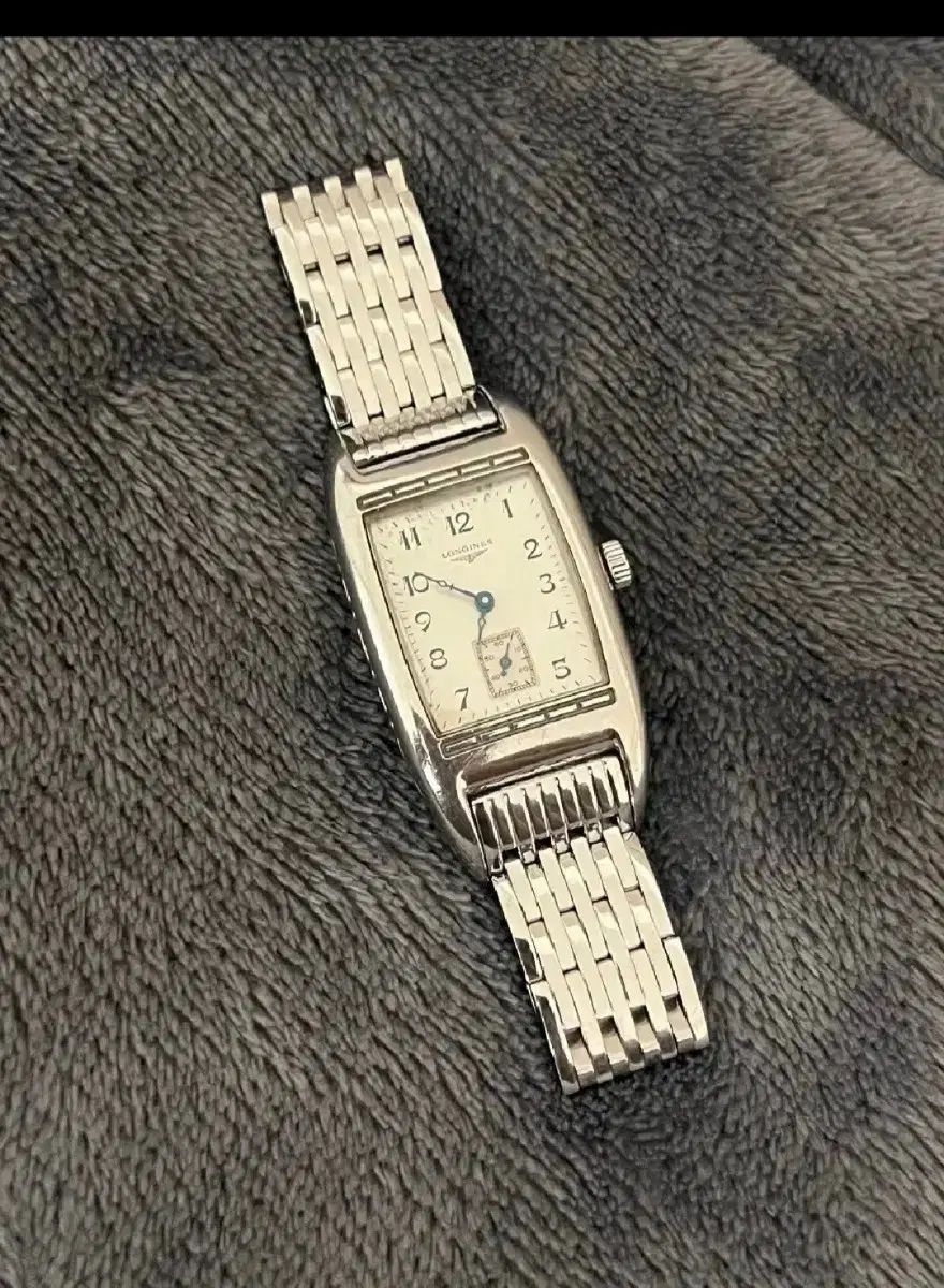 のように LONGINES ロンジン ベルアティ ドルチェヴィータ スチール ブレスレット ヨガ