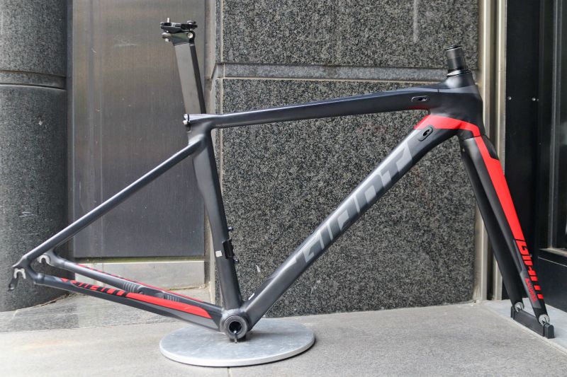 た*う様 GIANT TCR SLR2 2016モデル 2016 Giant TCR SLR 2 - Bicycle Details - BicycleBlueBook.com
