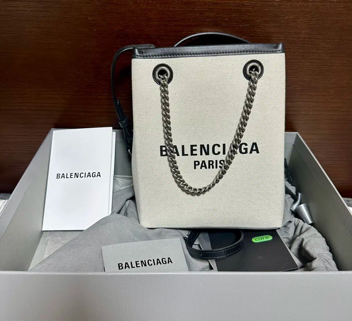 BALENCIAGA バレンシアガ 義務 프리 チェーン ホルダーバッグ