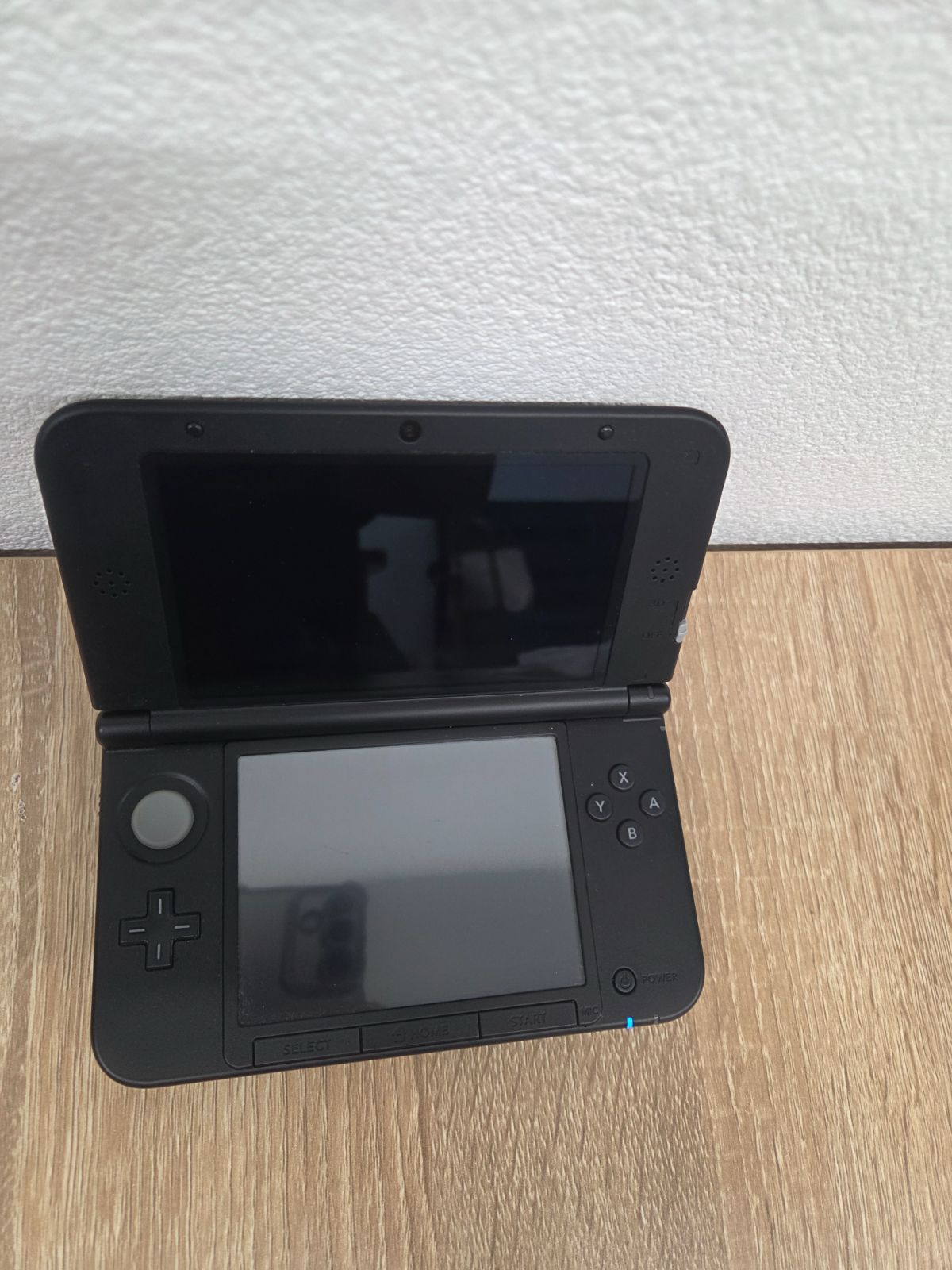 Nintendo 3DS LL 本体のみ ジャンク 通電OK 画面映らず グレー 任天堂 ニンテンドー3DSLL