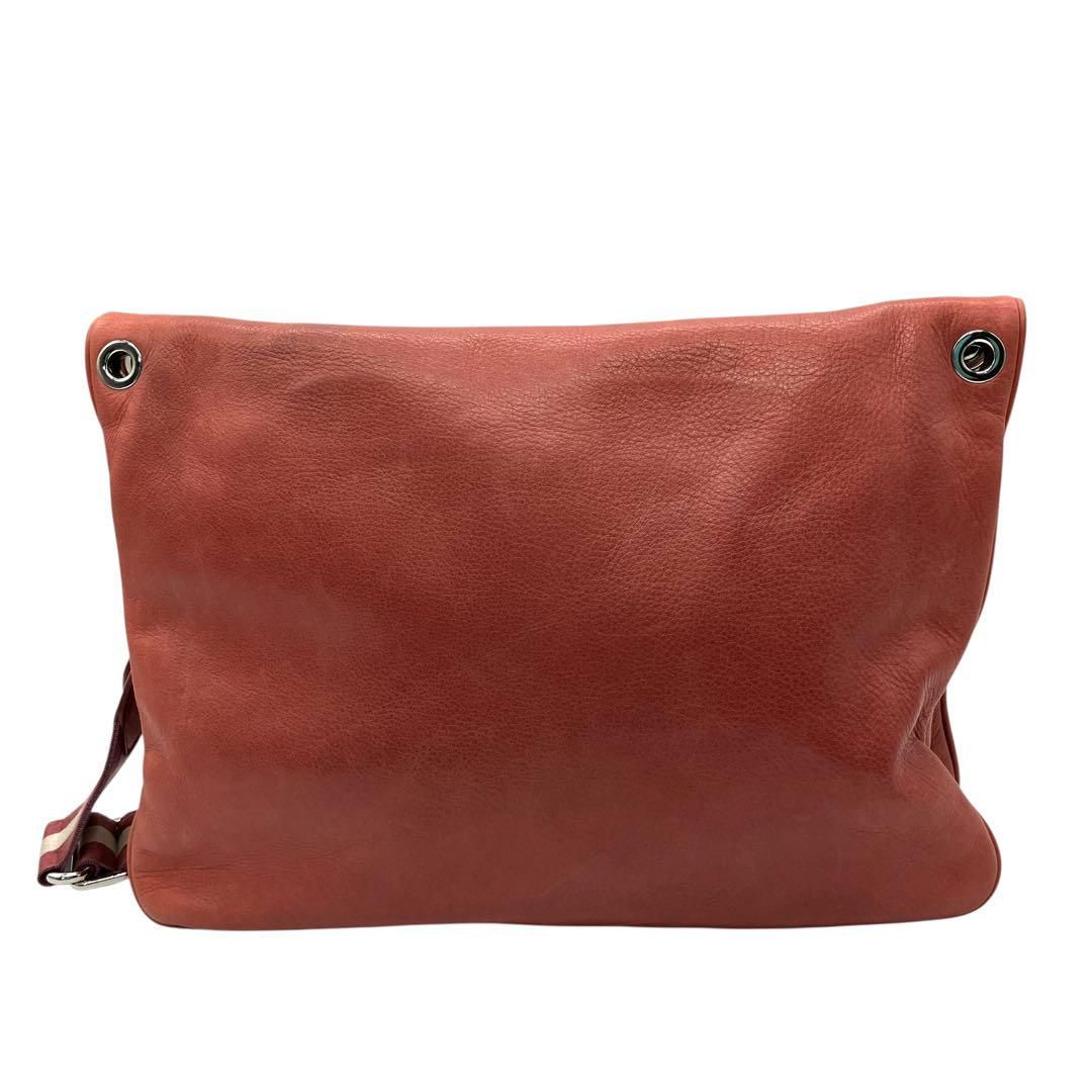 良品 2143 BALLY トレインスポッティング ショルダーバッグ シボ革 赤 良品 2143 BALLY トレインスポッティング ショルダーバッグ シボ