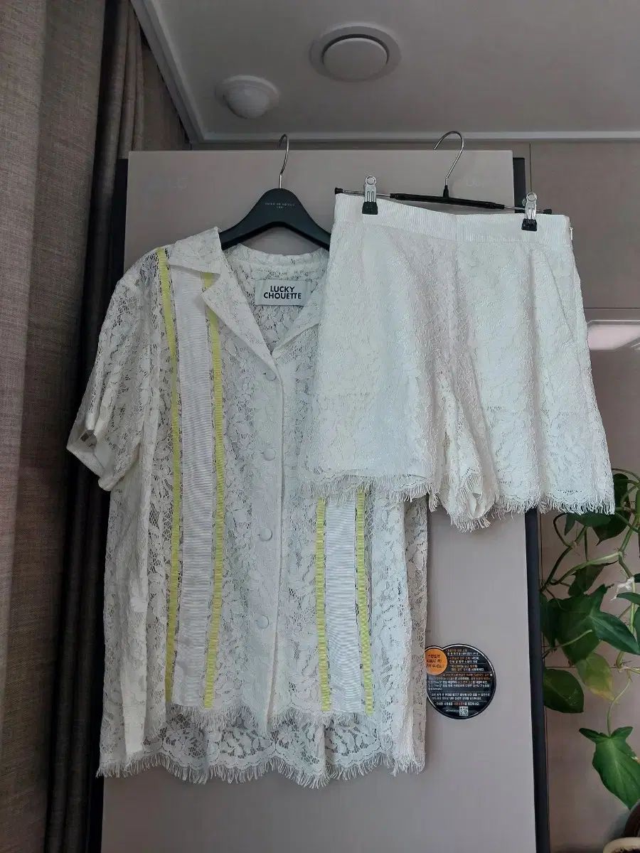 LUCKY CHOUETTE ラッキーシュエトゥ レース セットアップ