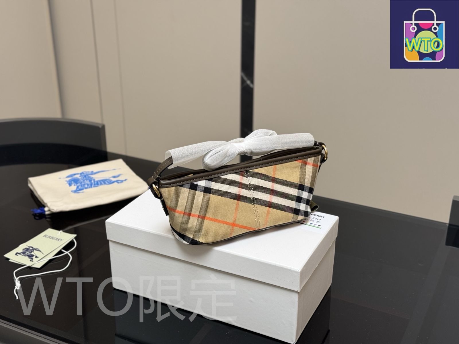 今日特価】Burberry バーバリー ファッションホボバッグ ケース