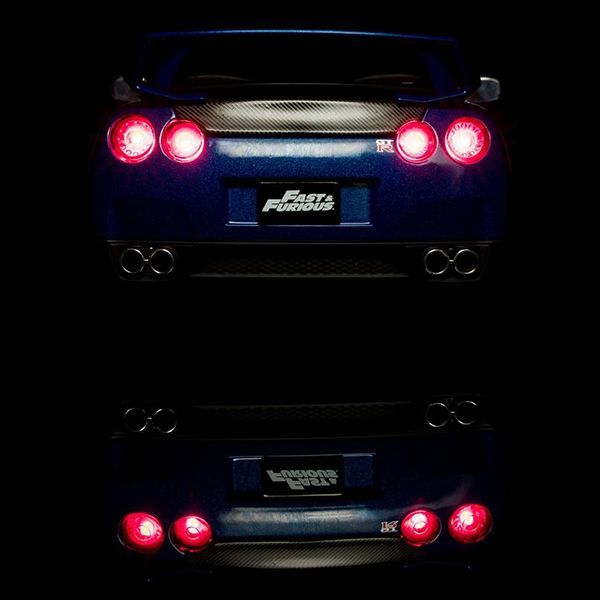 JADATOYS 1:18 ワイルドスピードダイキャストカー Brian's Nissan GT-R