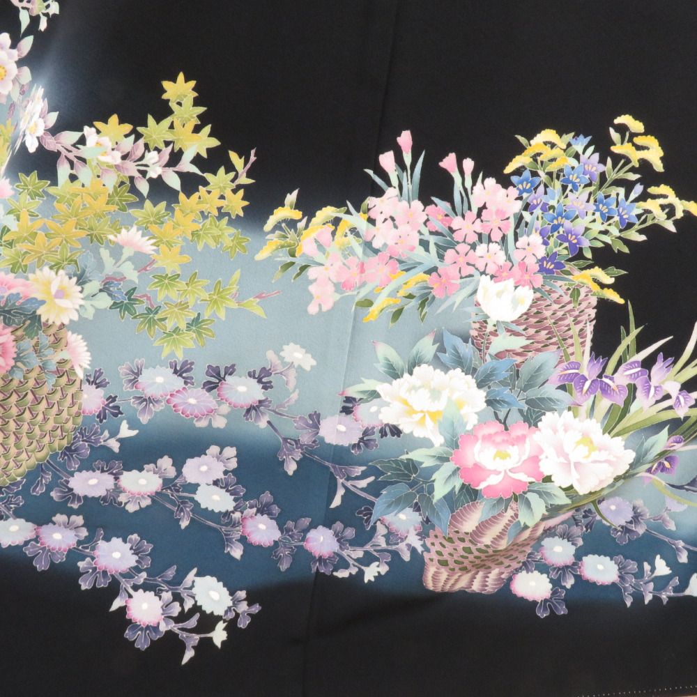 本加賀友禅 黒留袖 小林喜代美 花籠文様 正絹 袷 広衿 比翼付 落款入