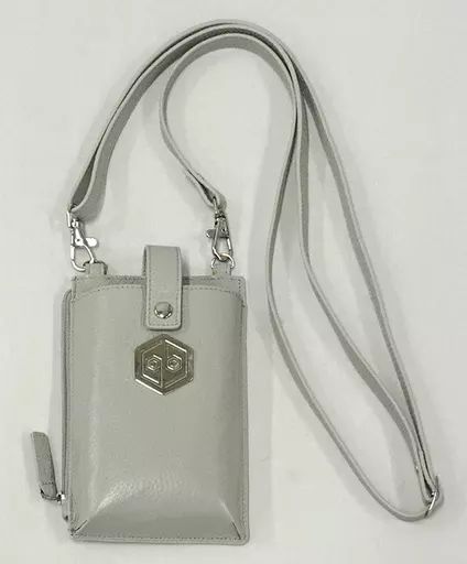 女王蜂 qb luxury レザースマホポーチ　ミニタオル　キーホルダー 中古】モバイル雑貨 女王蜂 qb luxury LEATHER PHONE POUCH