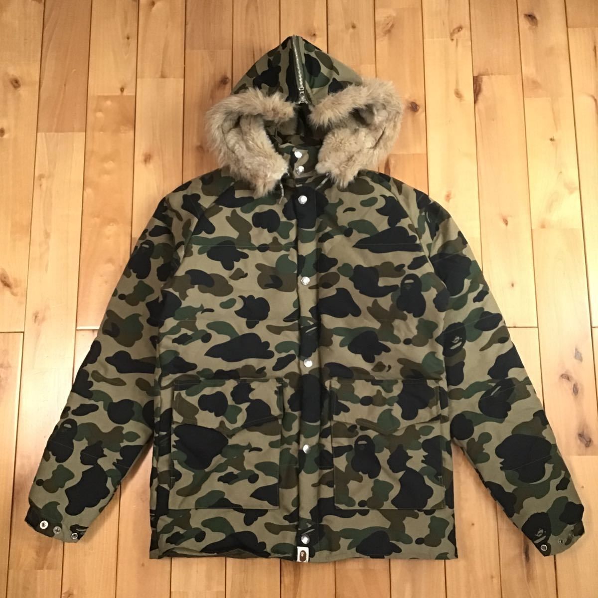 ファー ダウンジャケット BAPE camo ベイプ ape エイプ 迷彩 - メルカリ