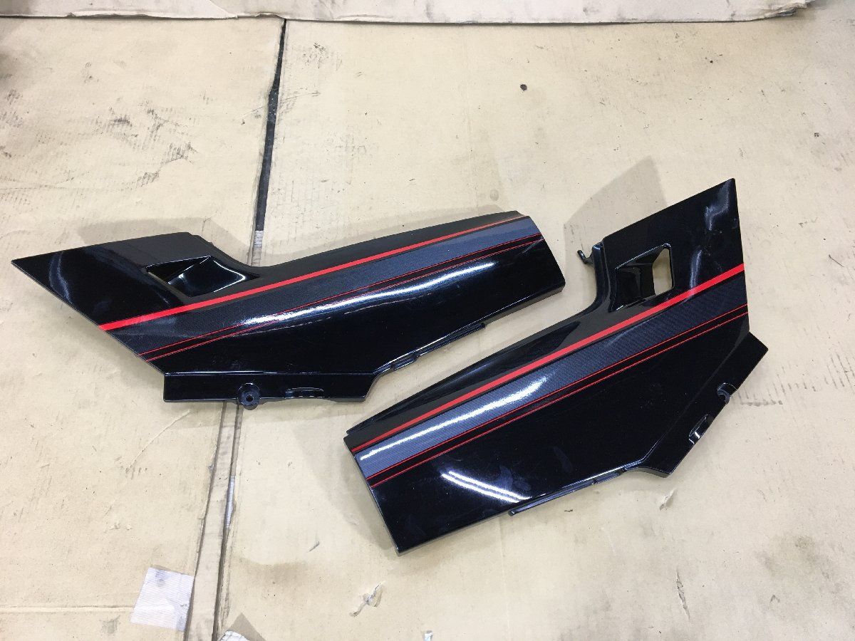 スピードトリプル、ストリートトリプル カーボンフライスクリーン