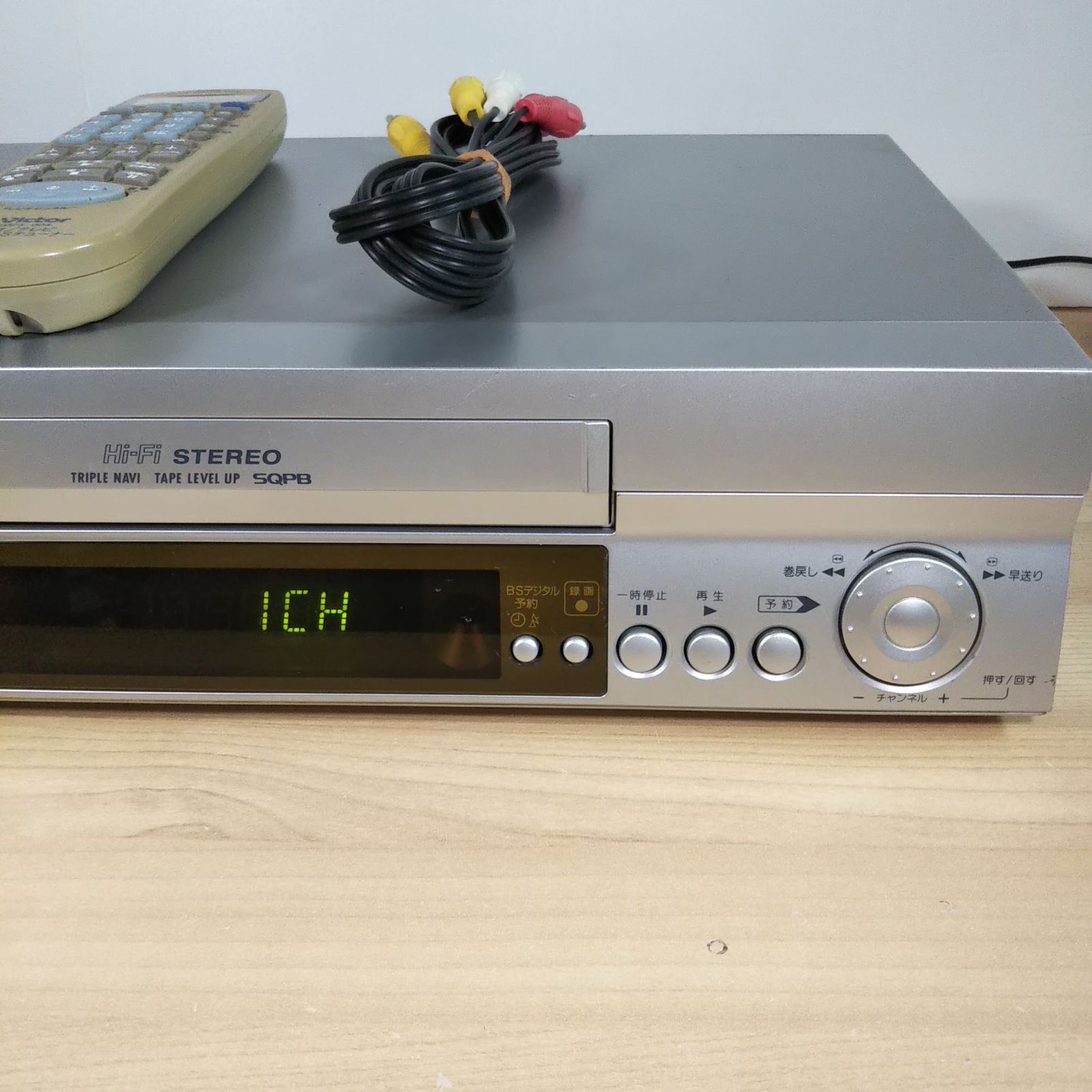 Victor VHSビデオテープレコーダー HR-G12 2002年製 中古品