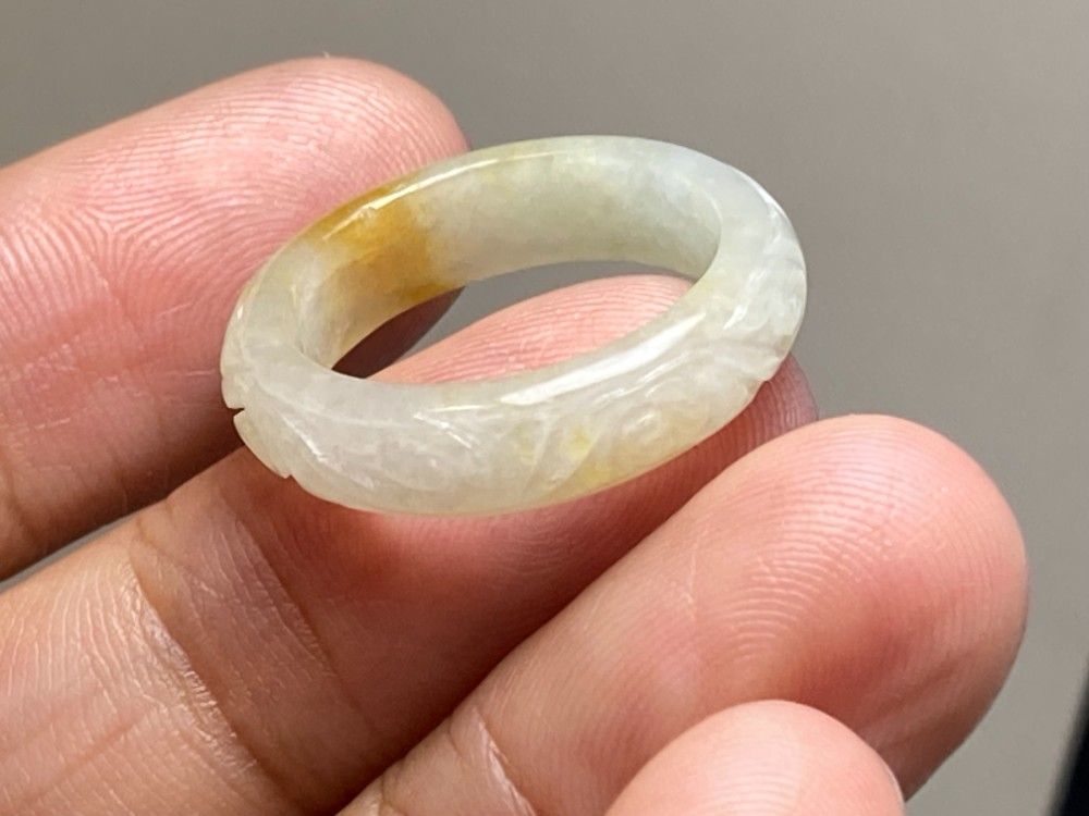 ミャンマー産天然本翡翠A貨氷種黄翡ネックレス