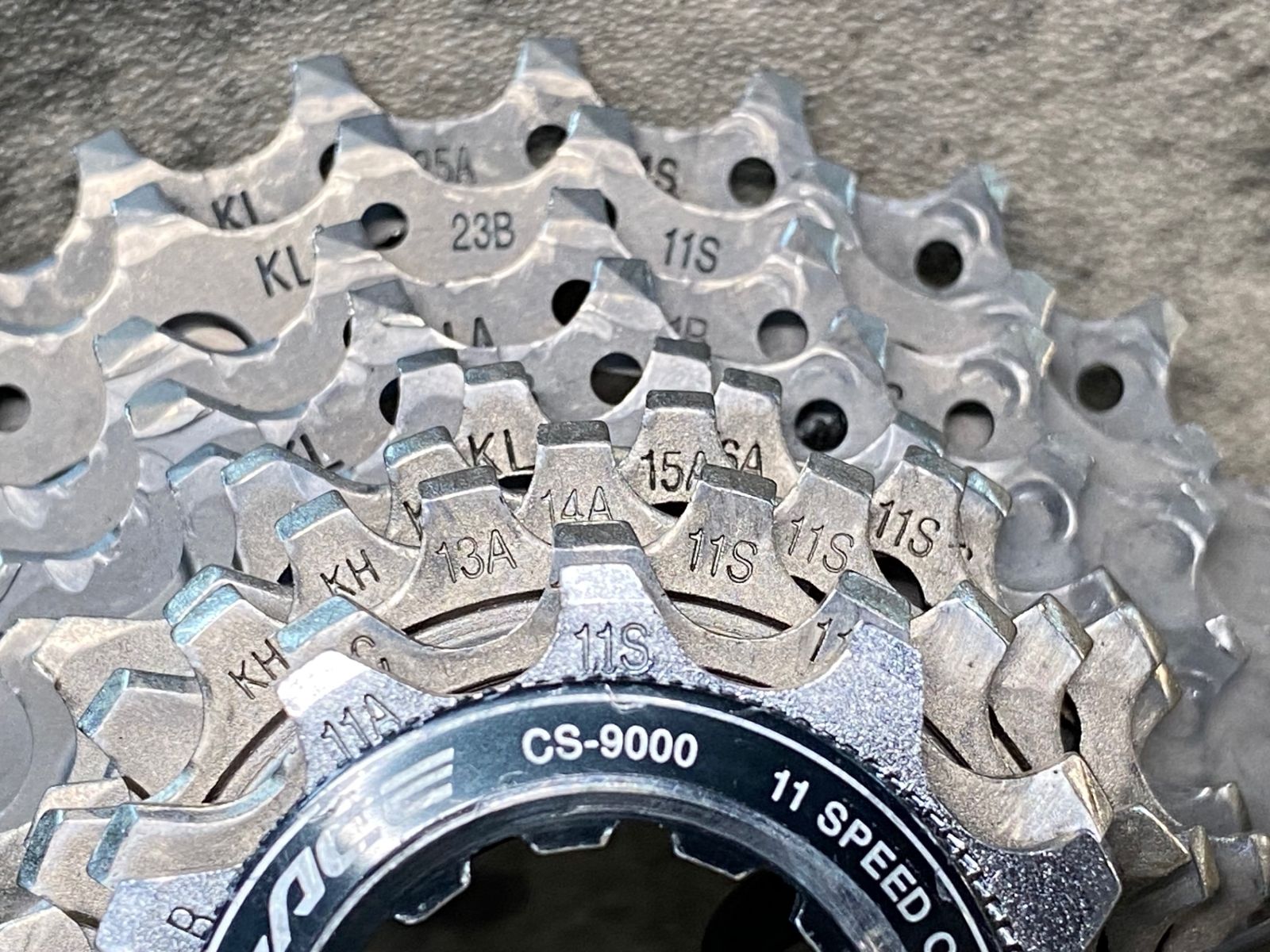 JF764 シマノ SHIMANO デュラエース 2024 DURA-ACE CS-9000