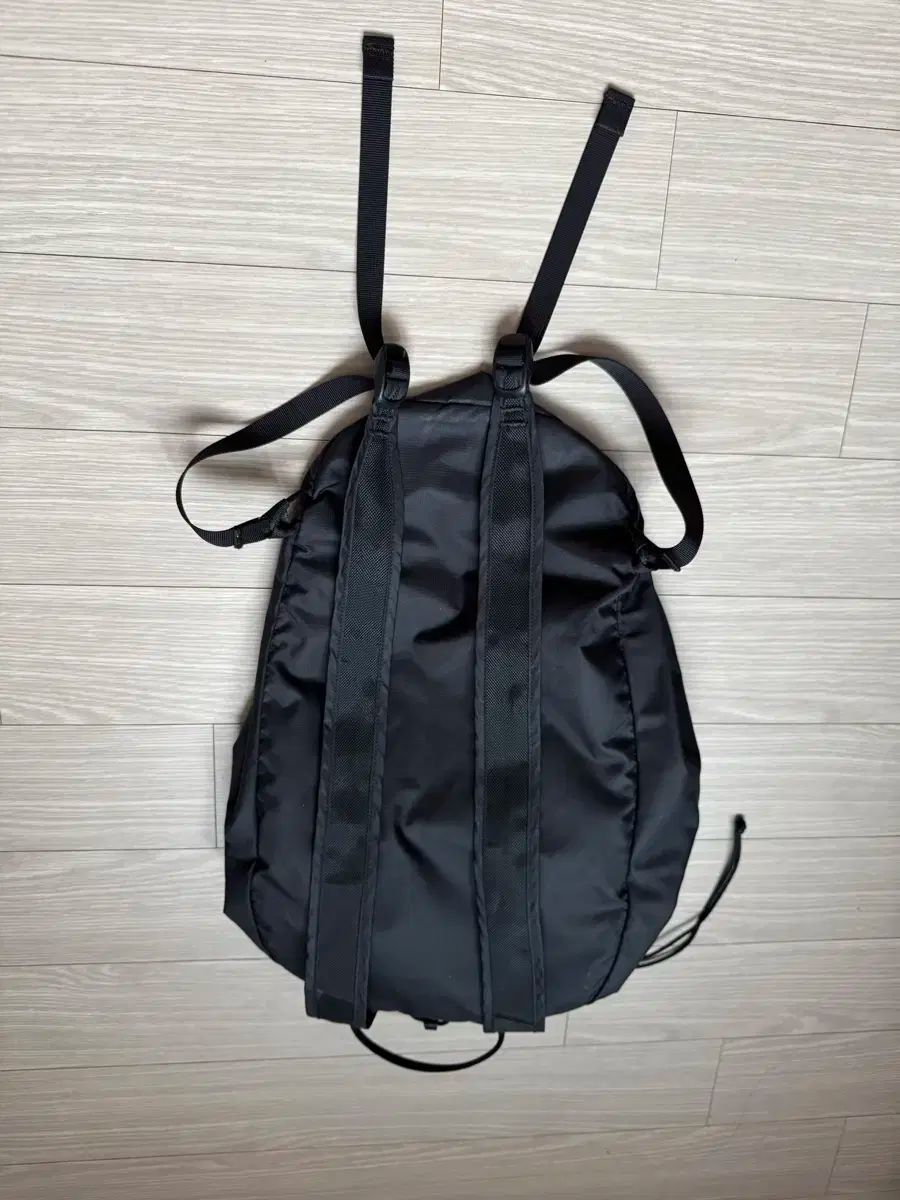 THE HYUNDAI ARC TERYX アークテリクス ヒリアド 10 販売