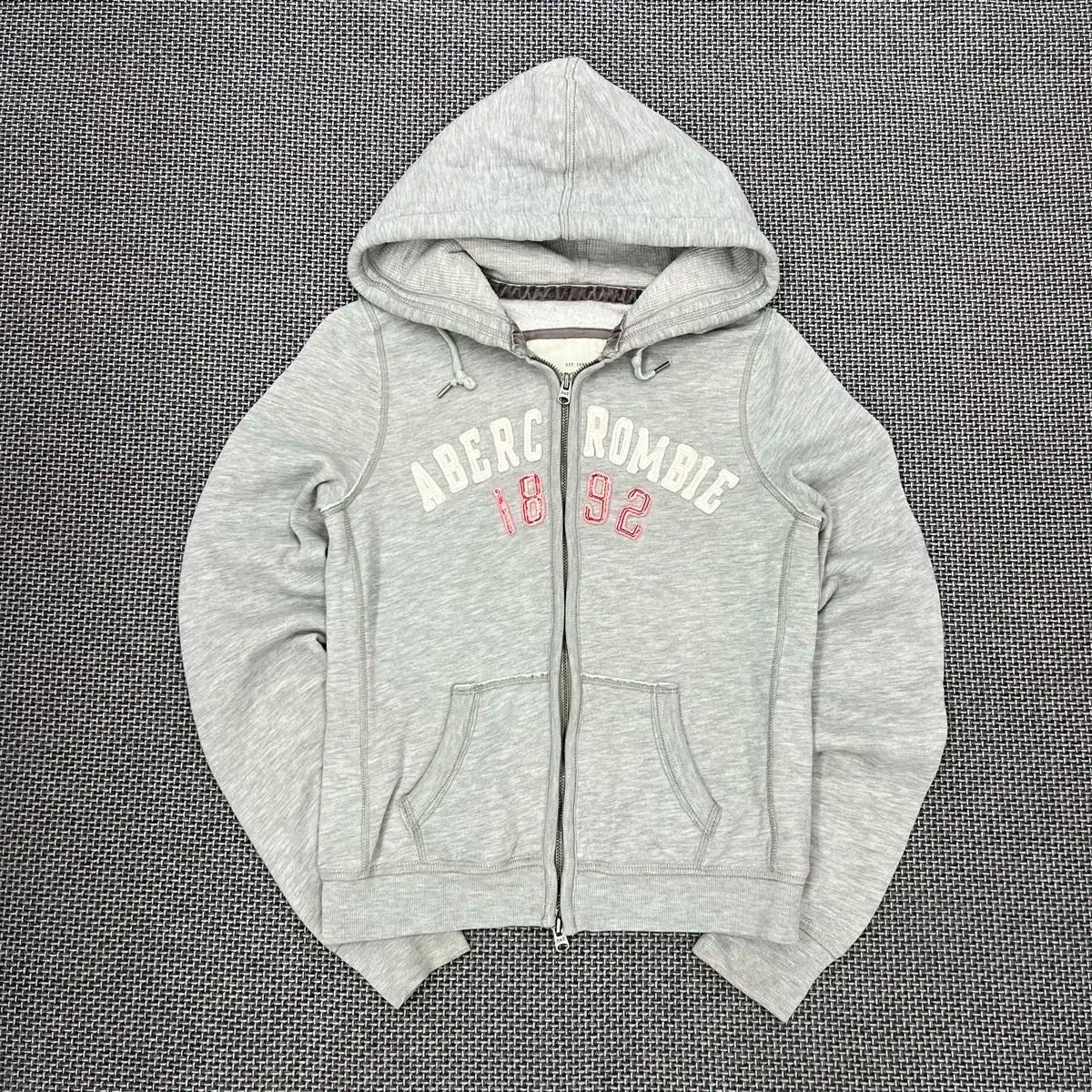 Abercrombie and Fitch ファーグレー パーカー Mサイズ Mサイズ ファッション Abercrombie & Fitch アバクロ グレー パーカー