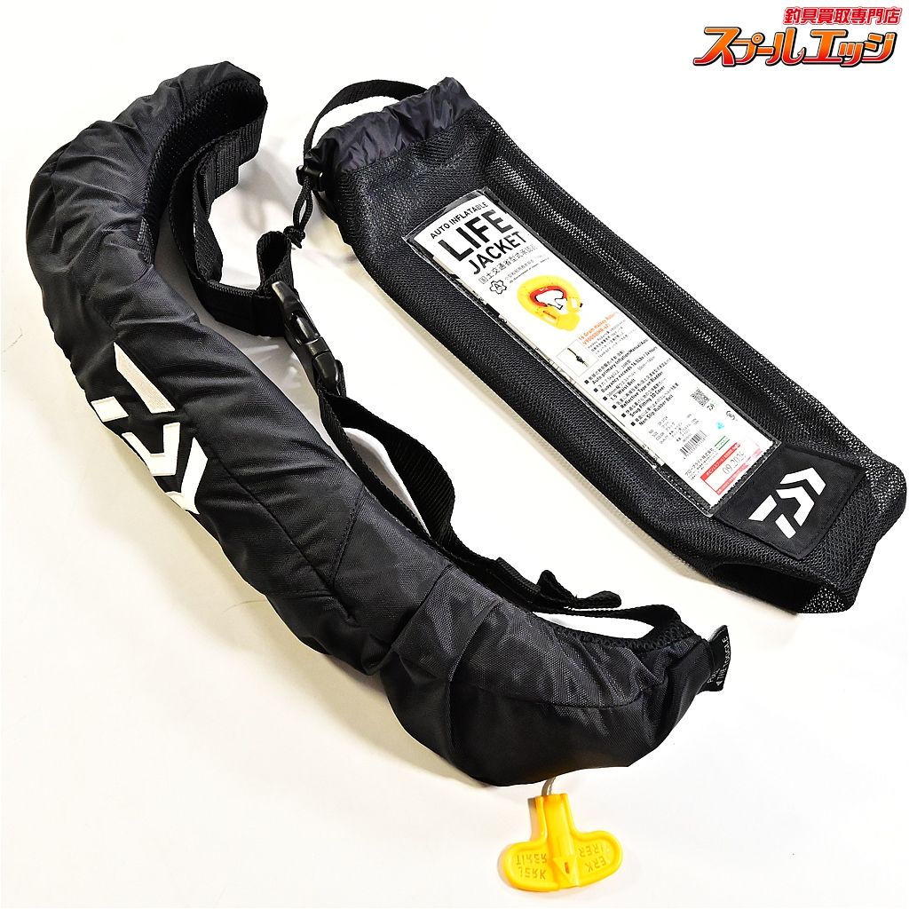 ダイワ インフレータブル ライフジャケット DF-2724 桜マーク有 製造 2月 ブラック DAIWA LIFE Jacket K_060 e08045