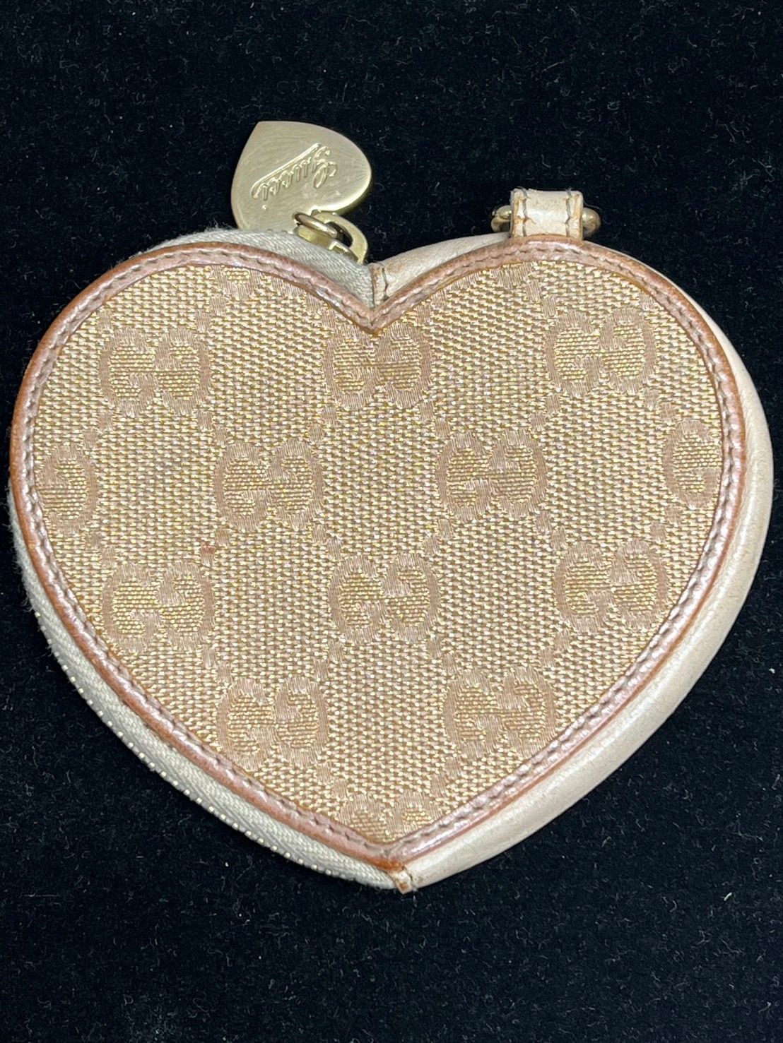 h3028 GUCCI ハートコインケース 152625 3731 ピンク