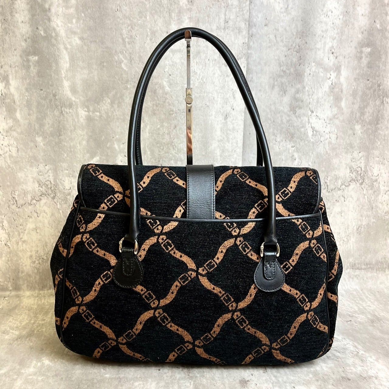 ✨美品✨ ロベルタディカメリーノ roberta di camerino ハンドバッグ 