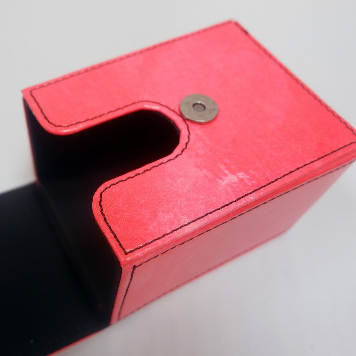 PUレザーデッキケース【絵具 赤】 - メルカリ