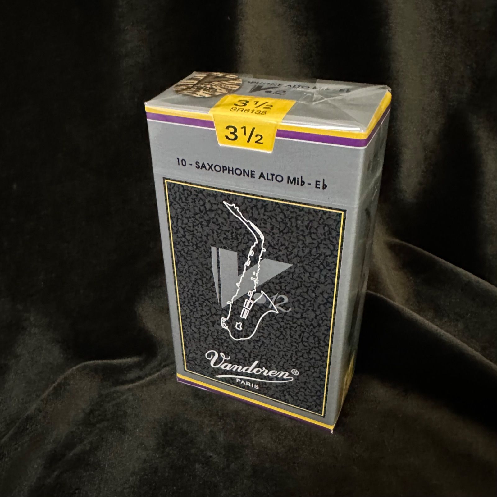 Vandoren バンドレン アルトサックス リード V12 硬度：3.1/2 - メルカリ