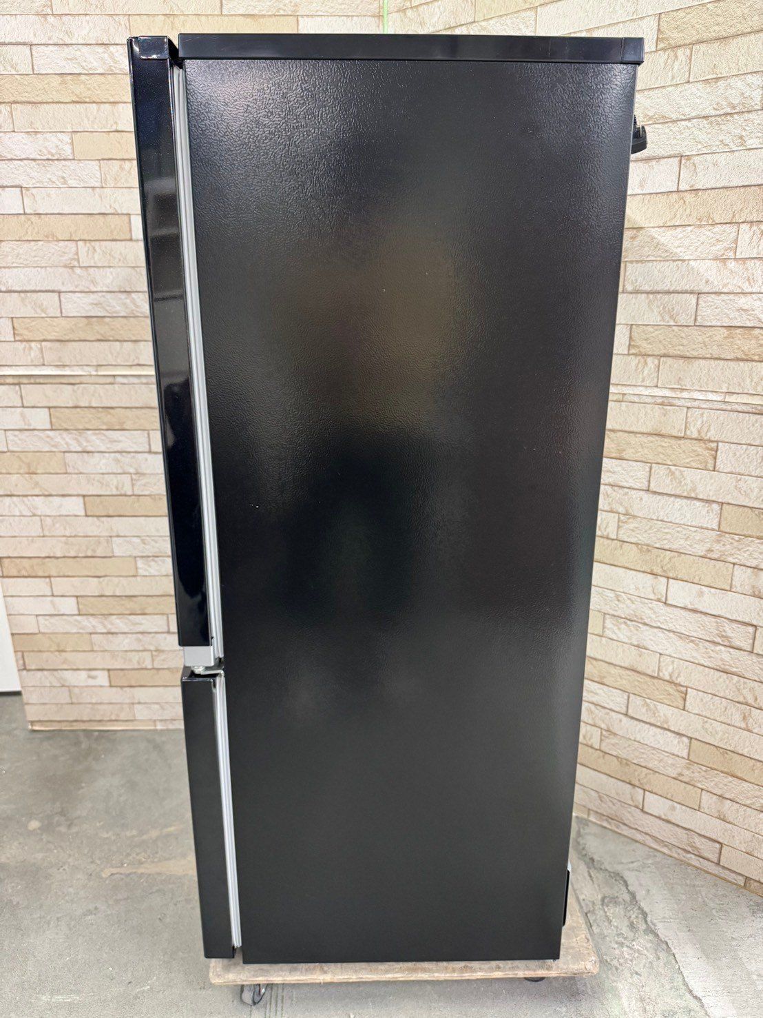 東芝(TOSHIBA) 【一人暮らし】【コンパクト】 【収納充実】 2ドア ミニ冷凍冷蔵庫 170L GR-R17BS-W セミマットホワイト