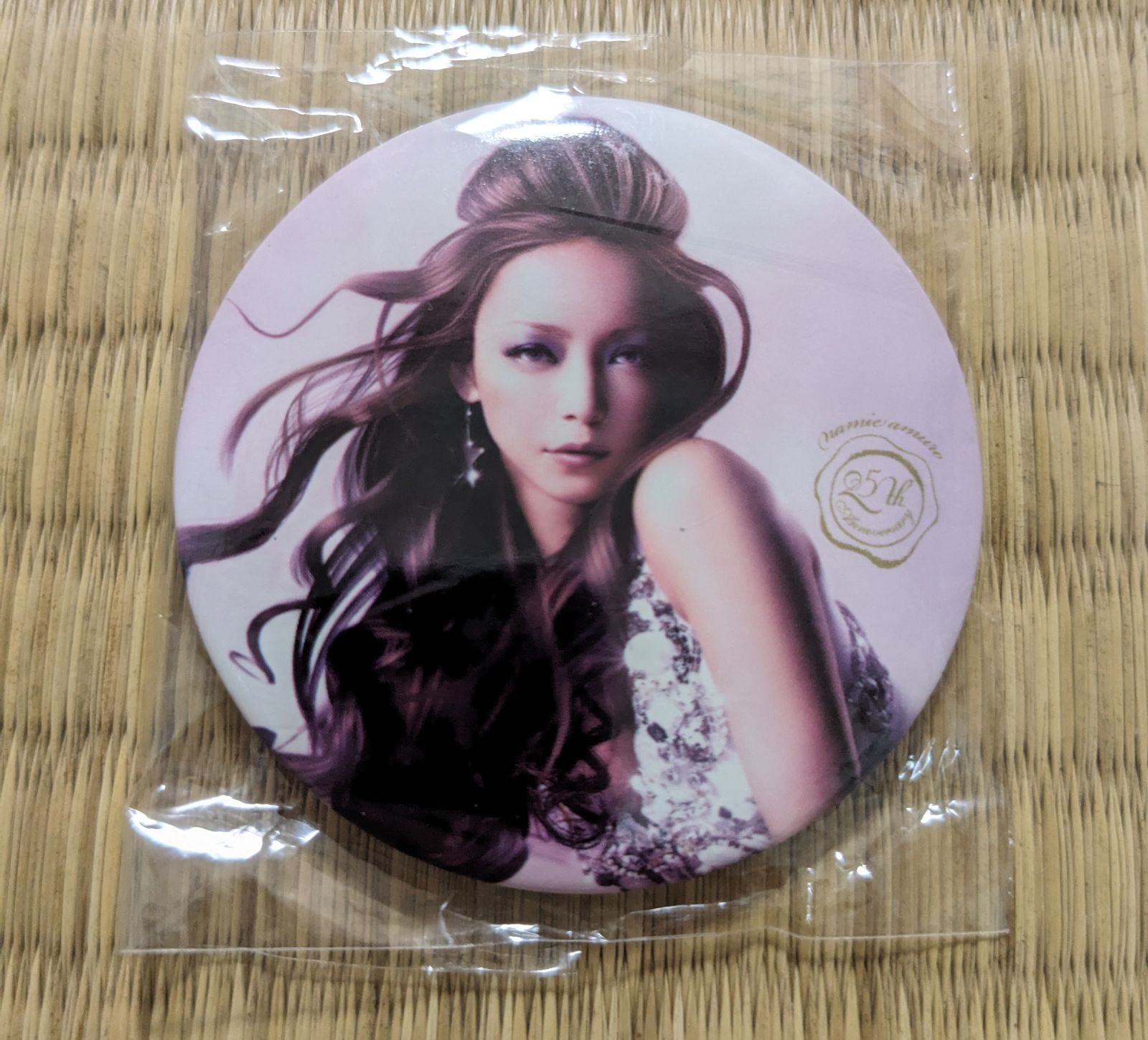 新品 安室奈美恵 25周年 缶マグネット - メルカリ
