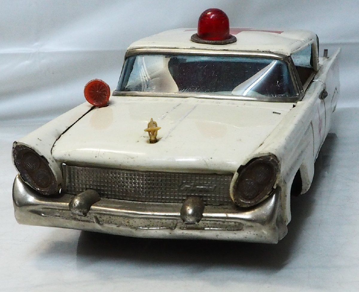 萬代屋 (58 LINCOLN continental AMBULANCE MarkⅢリンカーン コンチネンタル赤十字 救急車)tin  carブリキBC BANDAI旧バンダイ【箱無】0313 - メルカリ