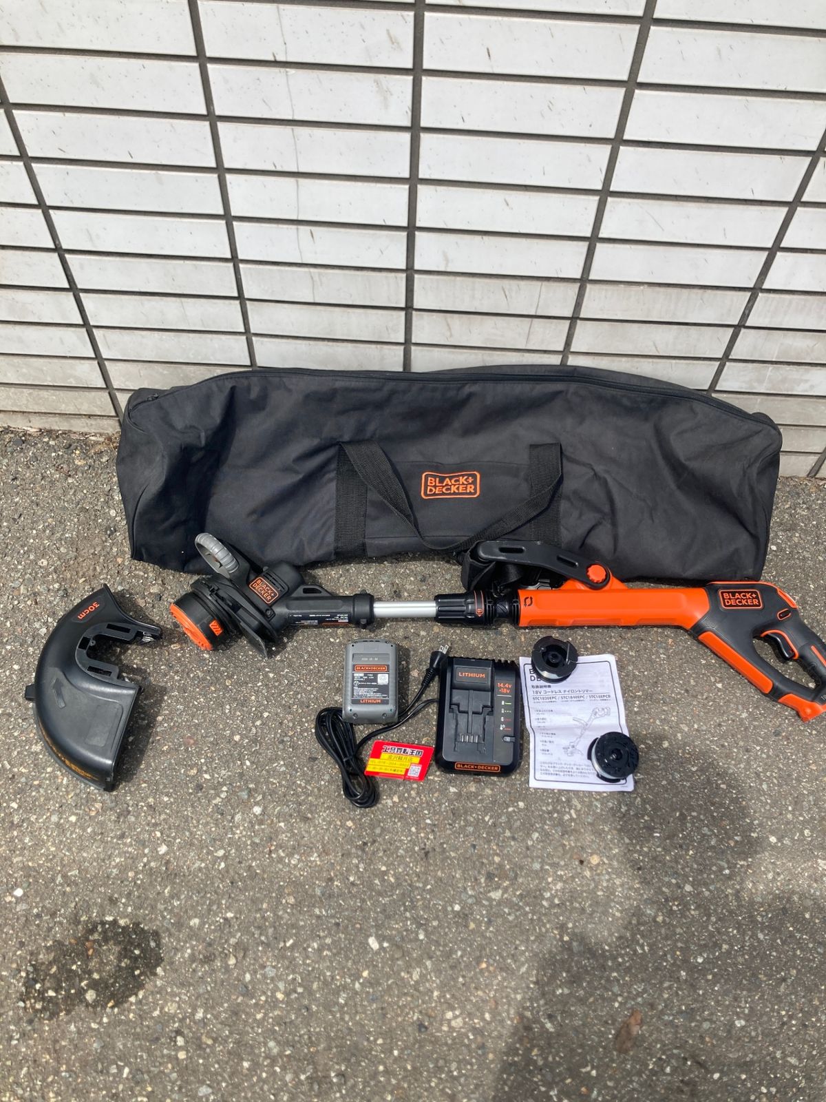 0922 BLACK DECKER ブラックアンドデッカー 18Vコードレスナイロントリマー 18V4.0Ahバッテリ×1|充電器|袋 STC1840EPC IT0LTGH59H42