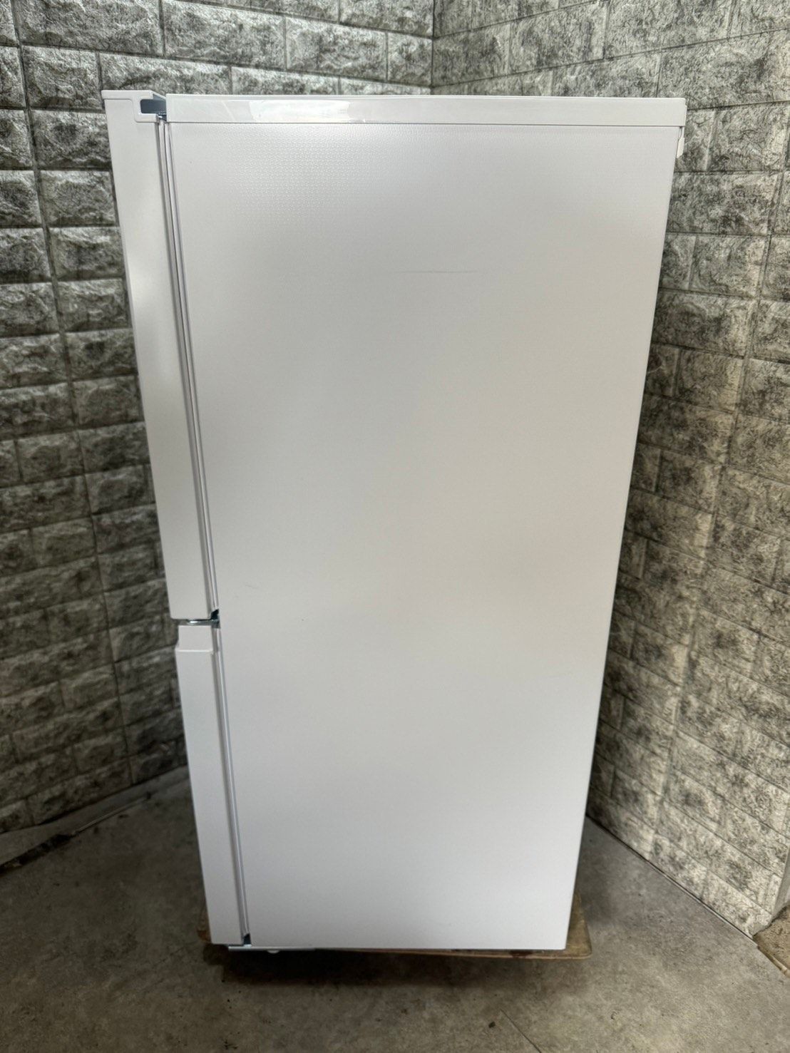 大阪送料無料★3か月保障付き★冷蔵庫★2022年★ハイアール★2ドア★JR-NF121B★R-647 大阪送料無料☆3か月保障付き☆冷蔵庫☆2022年☆ハイアール☆2ドア☆JR