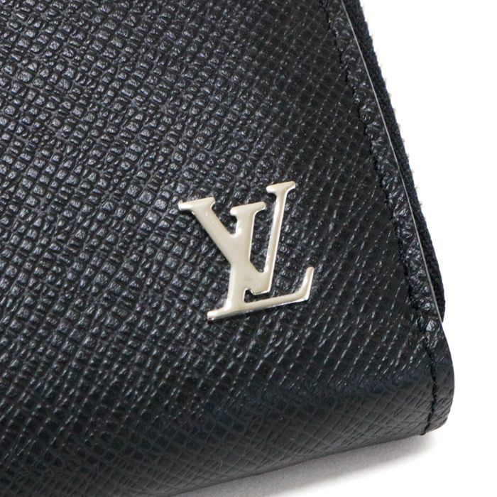 ルイヴィトン LOUIS VUITTON ジッピードラゴンヌ タイガ (レザー