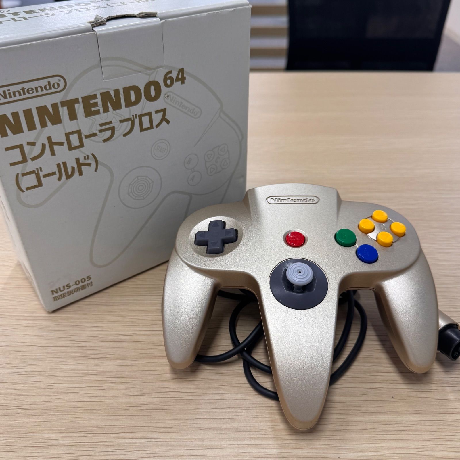 ニンテンドー64 コントローラブロス ゴールド