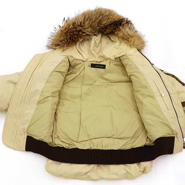 DSQUARED 2 ファー ダウン サイズ46 ディースクエアード Dsquared2 ダウンジャケット ショート丈 ファー