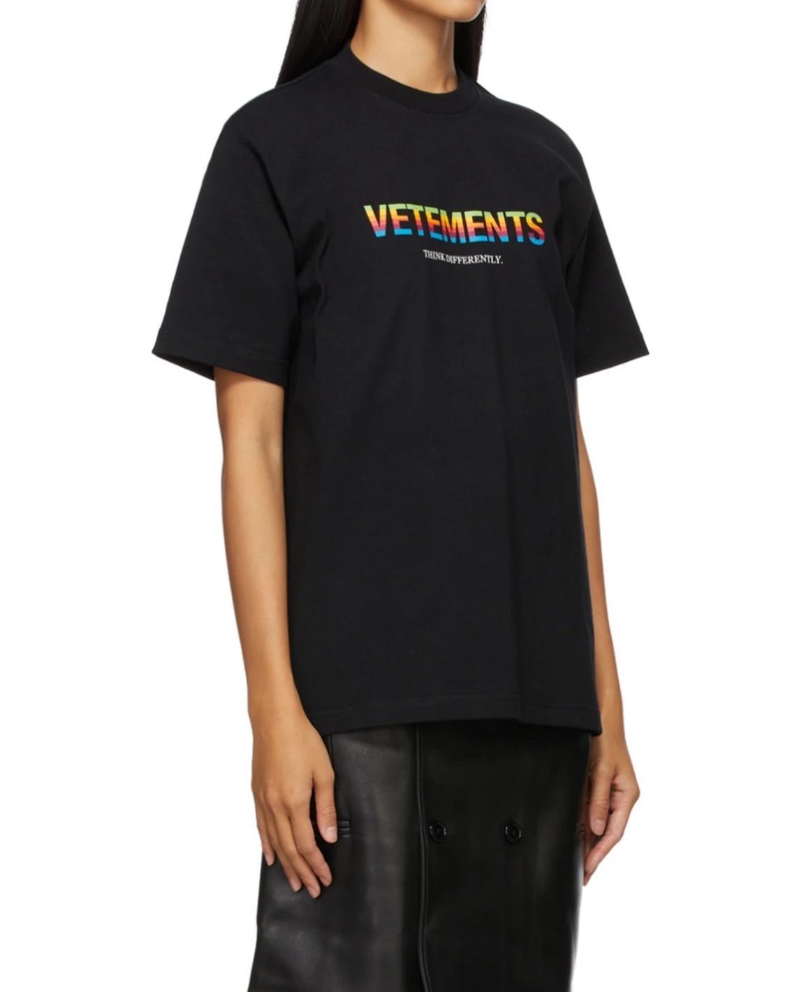 お年玉セール特価】 VETEMENTS ヴェトモン レインボーロゴ 半袖シャツ